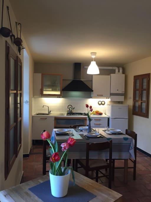 Quiet And Cozy Home With Wi-Fi Casa Prearino Вернацца Экстерьер фото